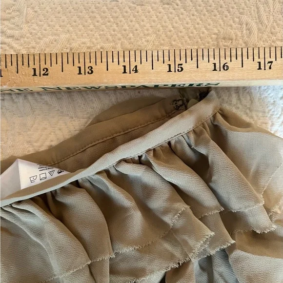 Michael Kors ruffle pleats pleated ruffles skirt nude beige khaki spring summer - Picture 3 of 7